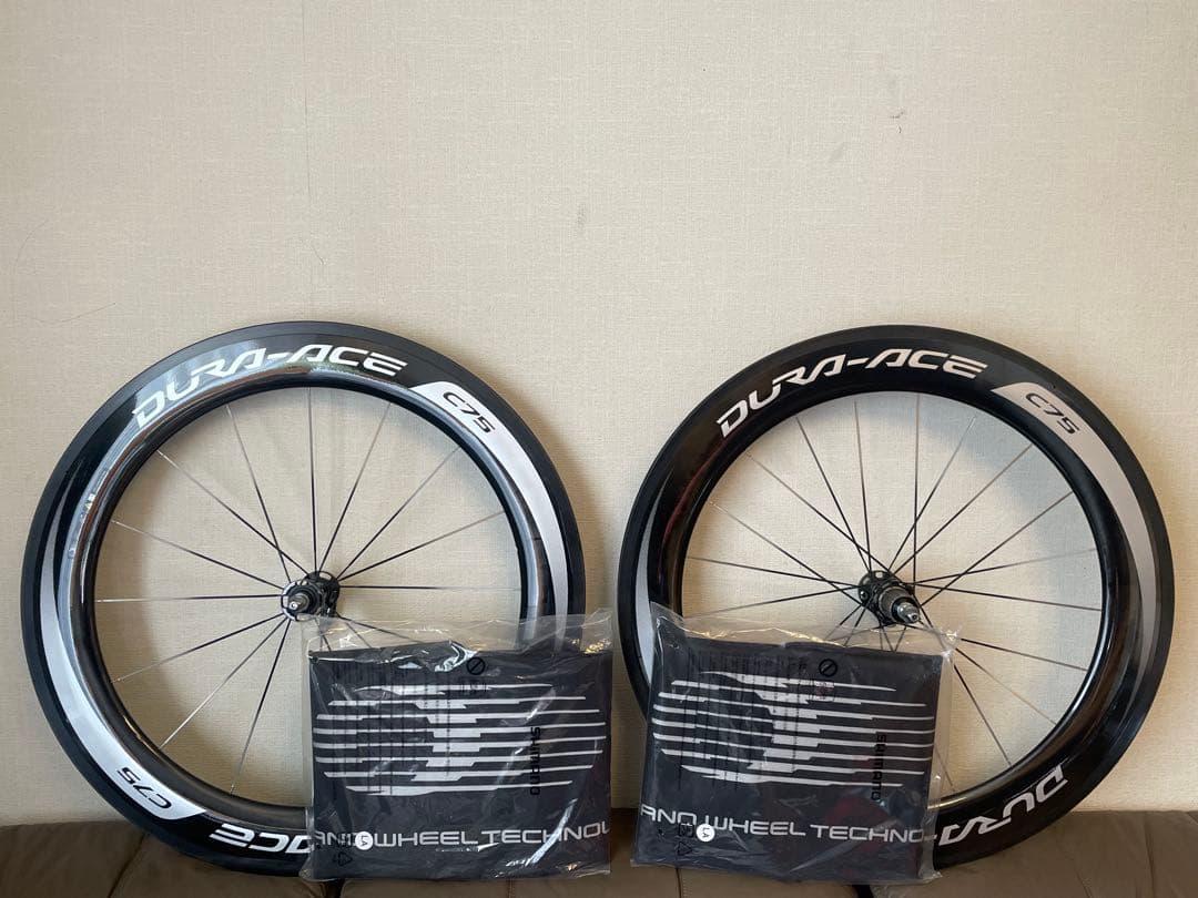 未使用　SHIMANO DURA-ACE WH-9000 C75 チューブラー