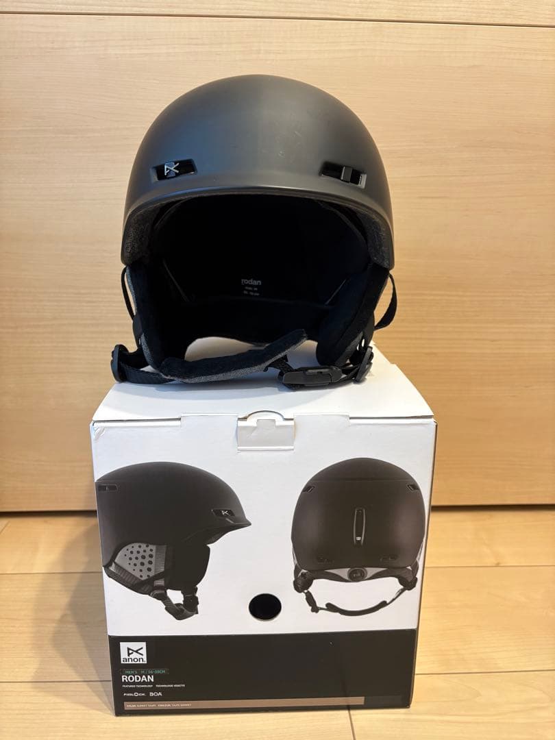 【美品】anon アノン ヘルメットRODAN Mサイズ