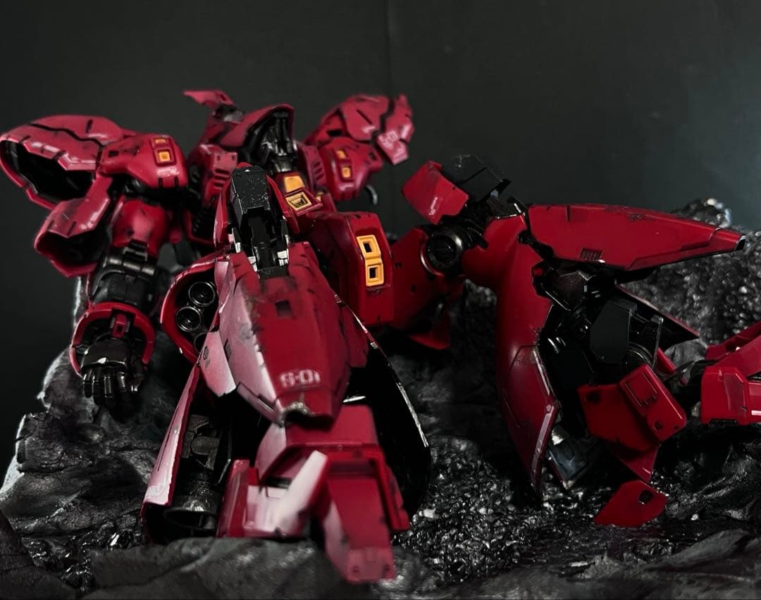 ガンプラ　ジオラマ塗装済み完成品　rg サザビー
