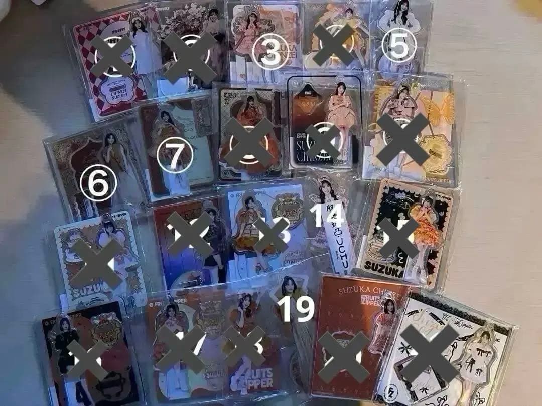 FRUITS ZIPPER 鎮西寿々歌　アクリルスタンド