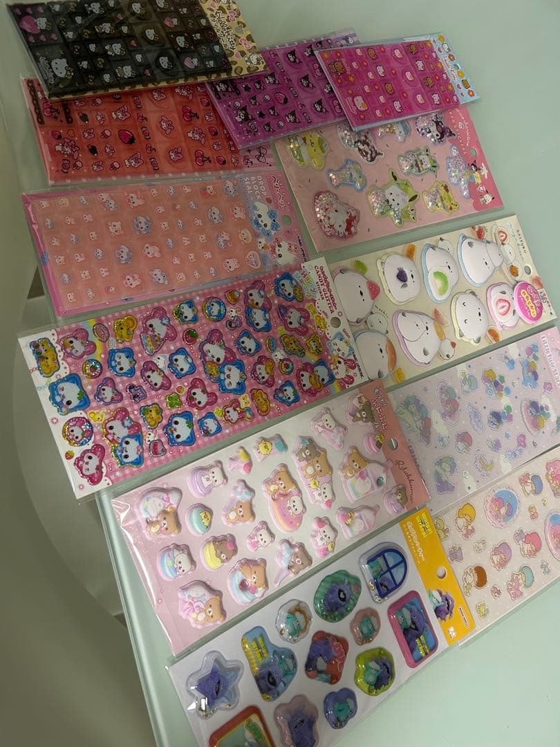 シール　まとめ売り　だいふくエナガ　サンリオ　ホイッピラッピ　リラックマ