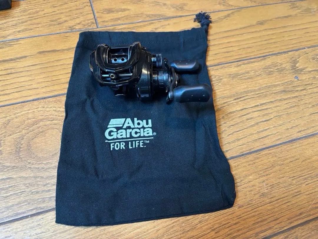 【のちん】美品⭐︎アブガルシア　ロキサーニ8