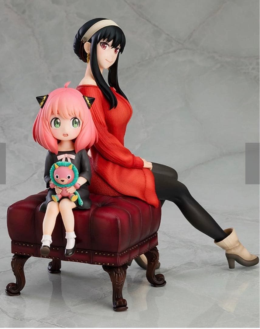 SPY×FAMILY フィギュア　アーニャ　ヨル