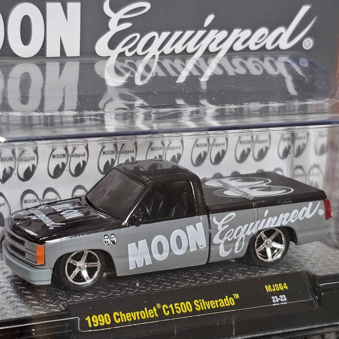 M2マシーン　ムーンアイズ　シボレー　C1500 　1/64　新品未開封