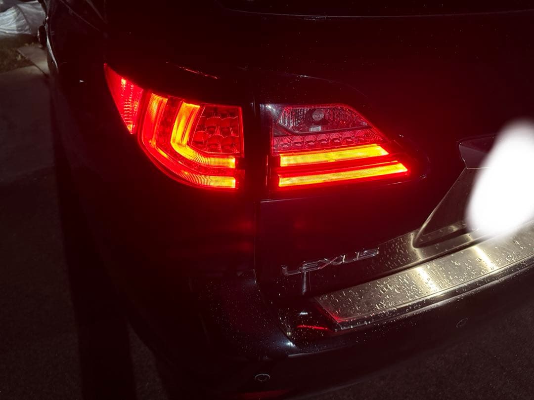 LEXSUS RX270 10系テールランプ 流れるLED