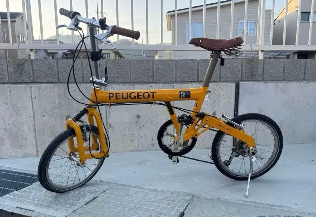 廃盤　希少プジョー (PEUGEOT)のPacific-イエロー