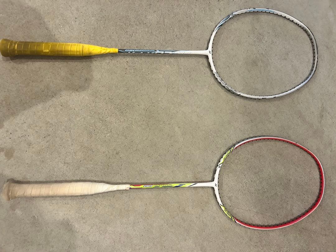 YONEX バドミントンラケットセット ゴールド レッド