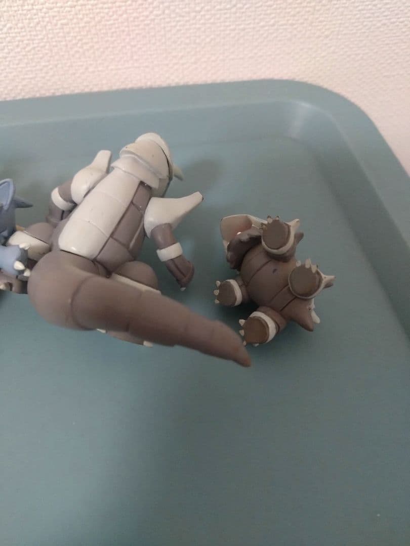 立体ポケモン図鑑 ガチャガチャ サイホーン&サイドン コドラ ボスコドラ