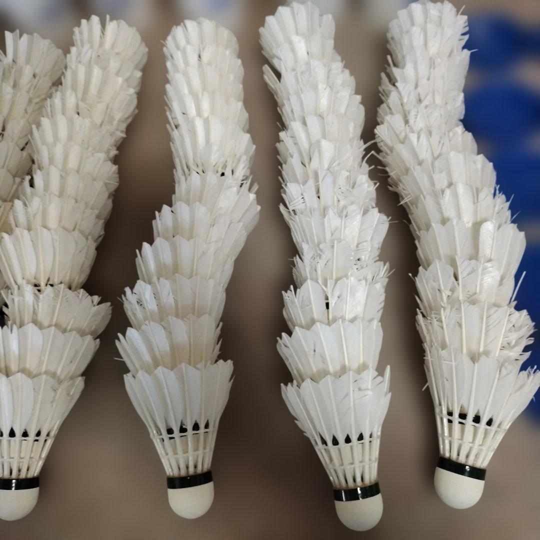 送料無料　ヨネックス中古シャトル　120球　エアロセンサー500　３番　4番