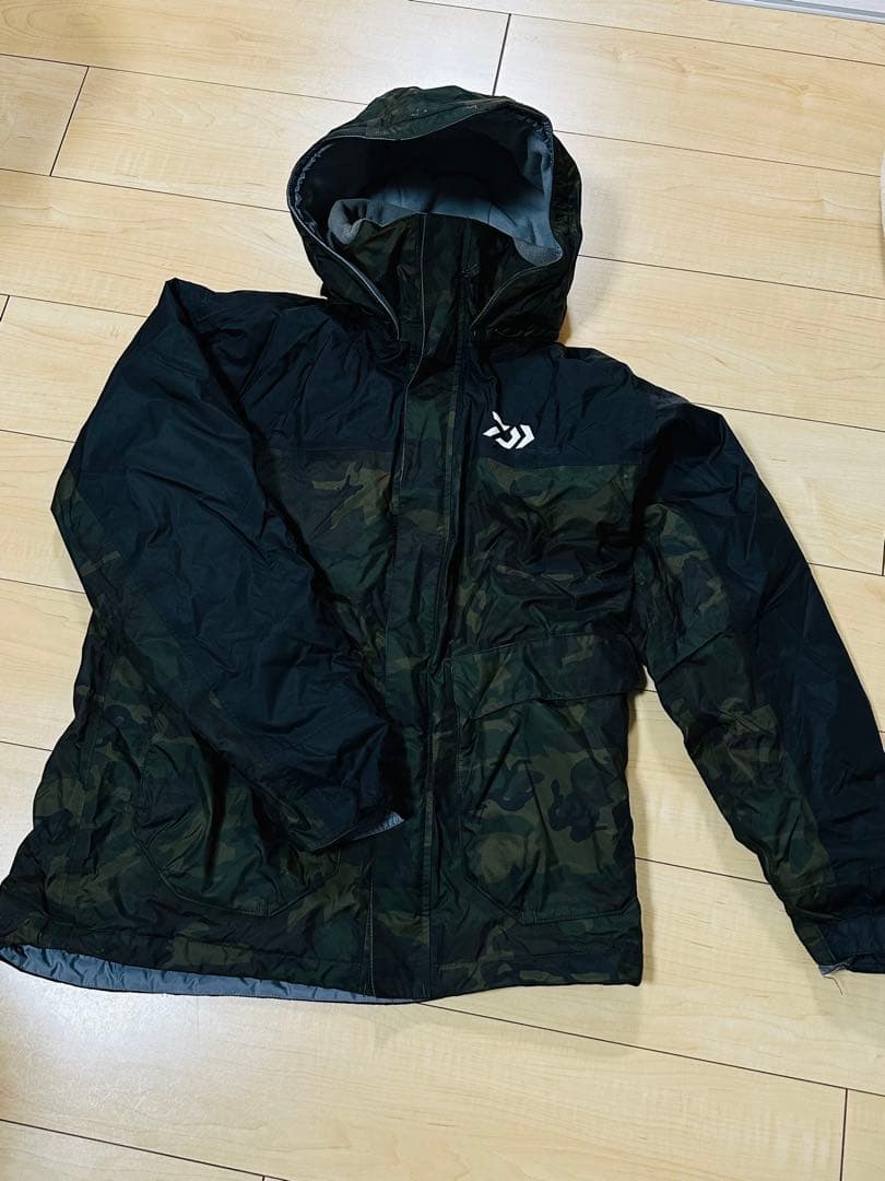 ダイワ Daiwa 防寒 防水 フィッシングウェア ブラックカモ