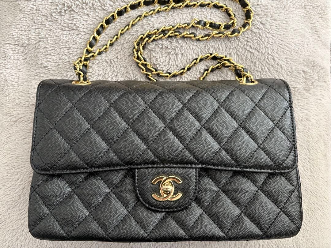 CHANEL ノベルティ マトラッセ キャビアスキン