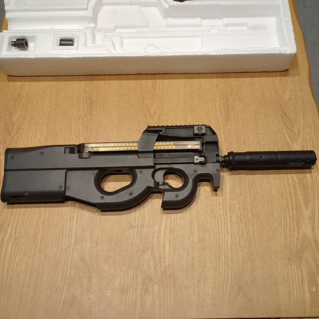 マルイ　P90TR 電動ガン　エアガン ブラック サプレッサー　サイレンサー付き