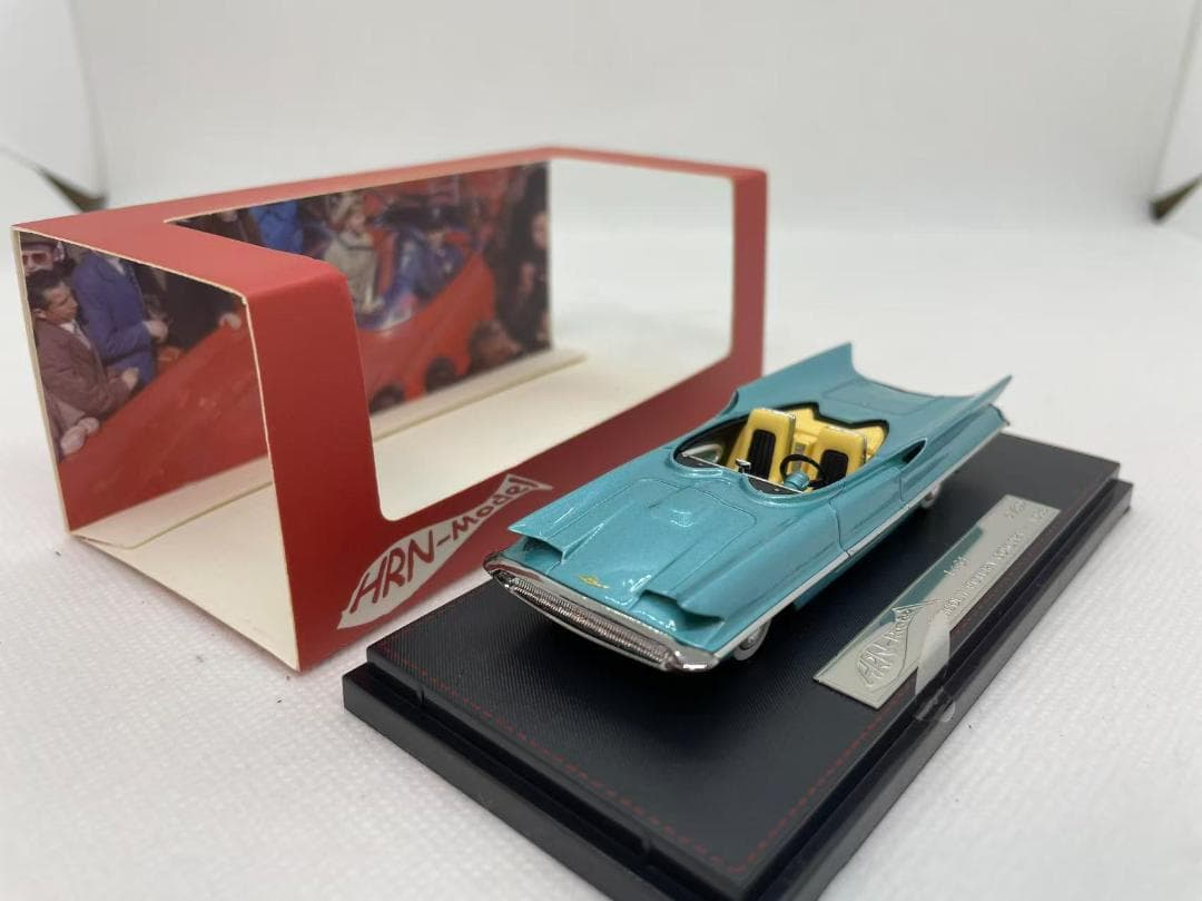 4R-775 HRN-Model 1/64 リンカーン フューチュラ