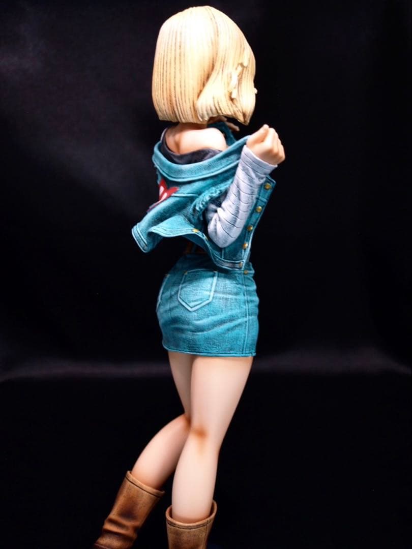 ドラゴンボール 人造人間18号 フィギュア リペイント グリッター&グラマラス