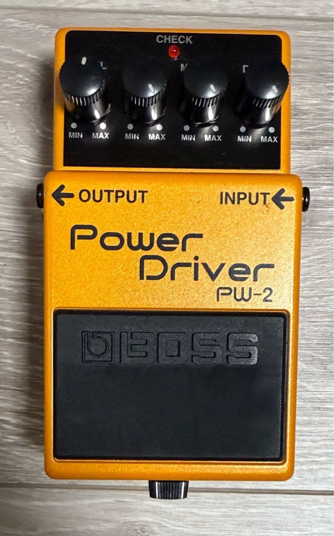 BOSS パワー ドライバー PW-2 ギターエフェクター