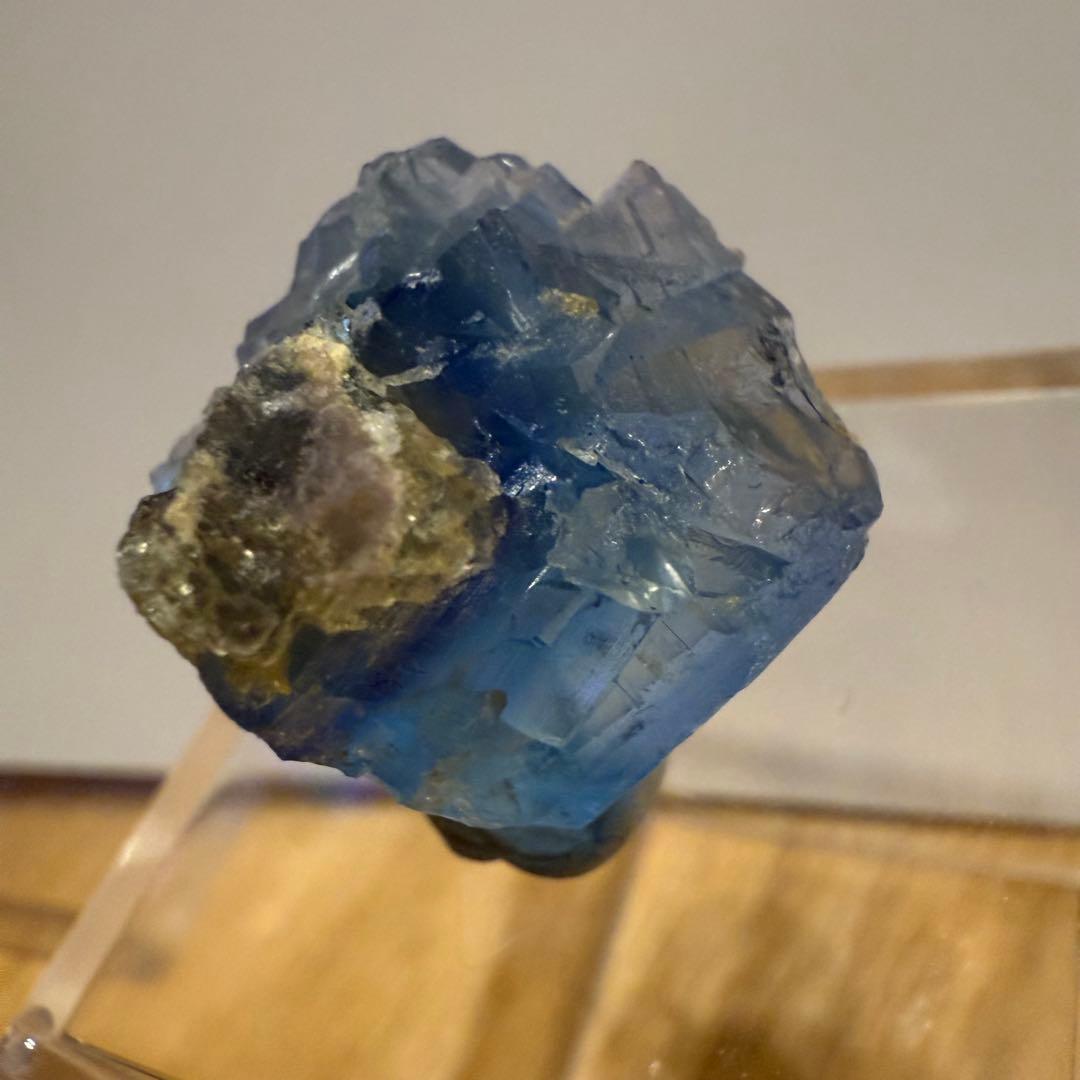 フランス産 蛍石 La Barre mine産 フローライト トリカラー 原石