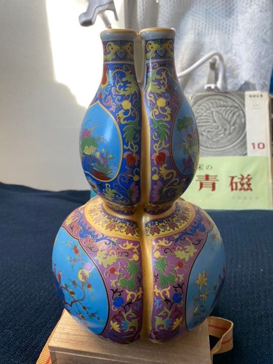 雍正年製粉彩三口葫芦瓶、サイズ約高さ24cm径约16cm