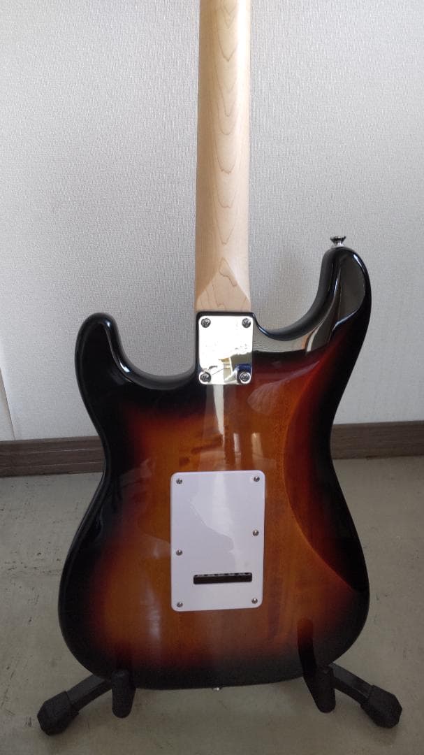 【美品】Squier by Fender Affinity