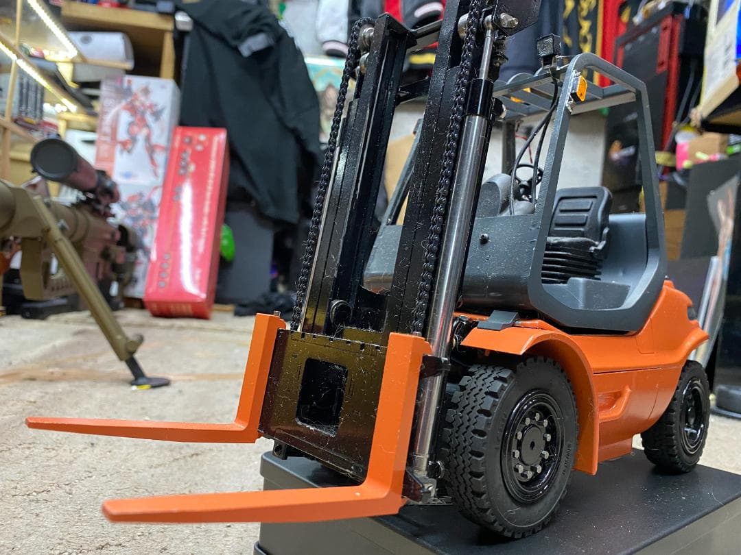 油圧動作ラジコンLESU 1/14 フォークリフトフルセット（うまく動きません）