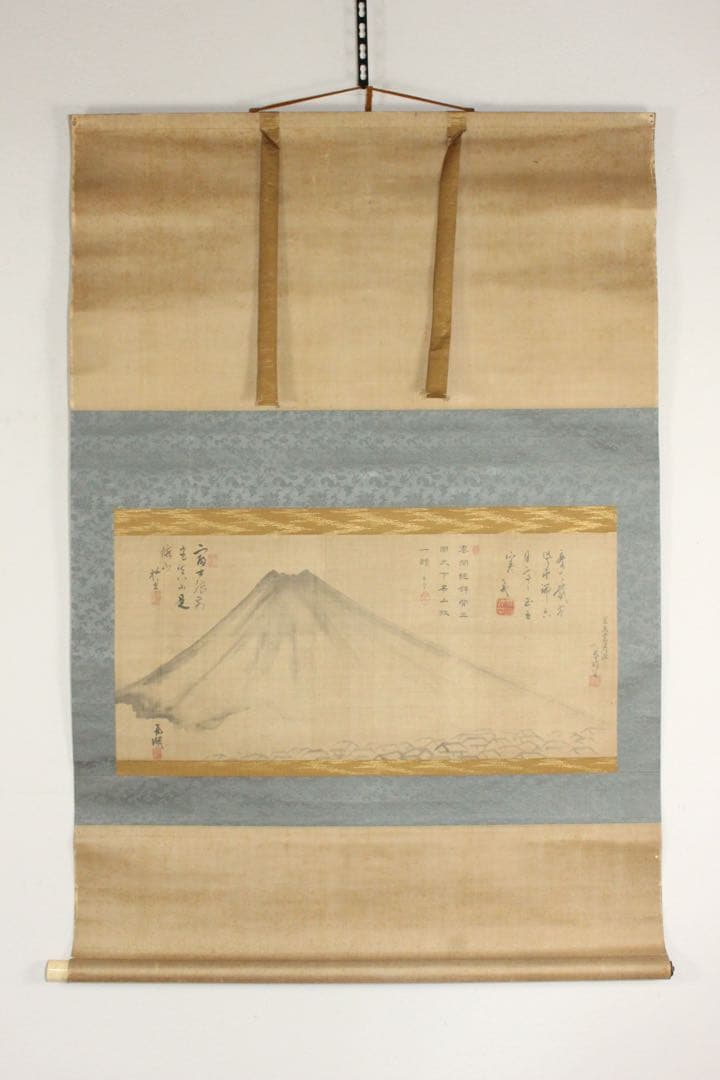 No5370掛軸　春城　南湖 他　富嶽画賛　絹本　山水　富士山　古美術　送料無料