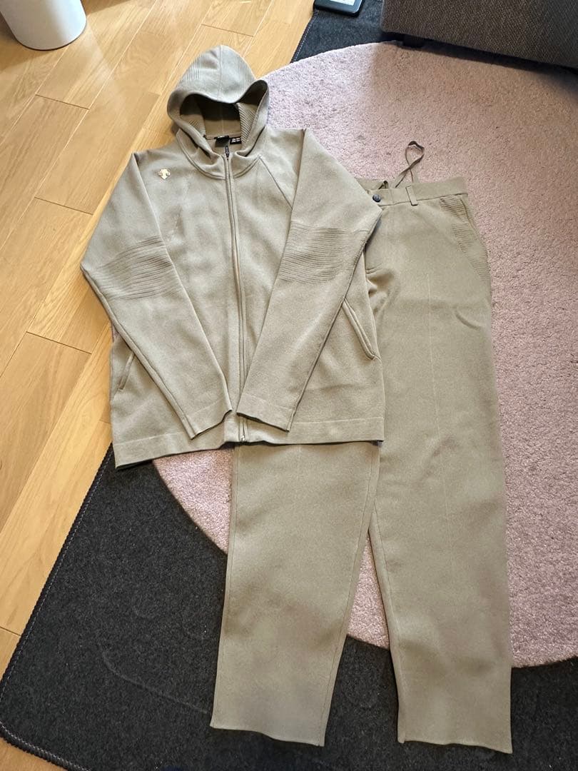 デサントゴルフ　メンズセットアップ　L ベージュ