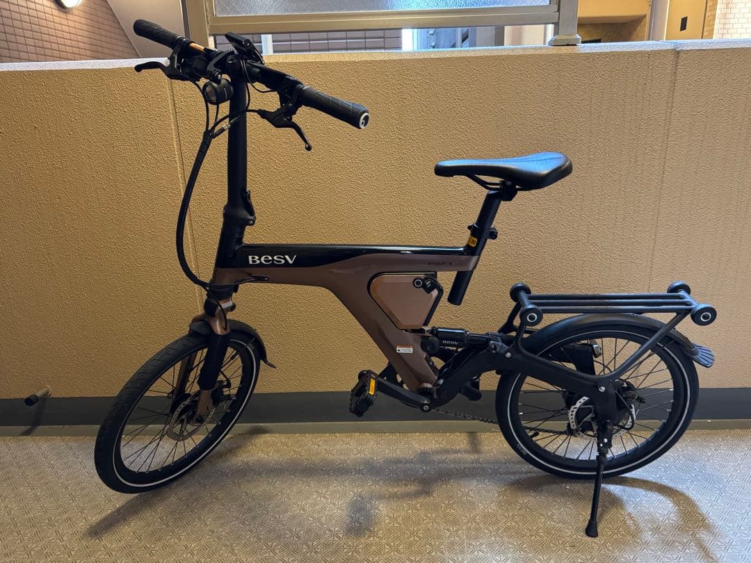 BESV 折りたたみ電動アシスト自転車 20インチ 黒/茶色