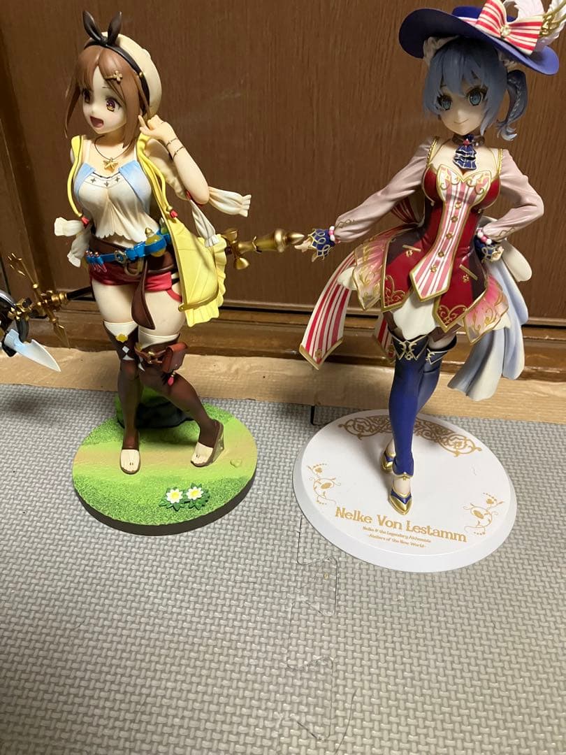 ネルケと伝説の錬金術士たち ネルケ フィギュア、ライザ　フィギュア