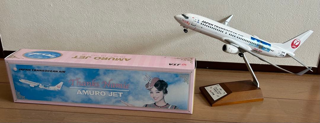 安室奈美恵　アムロジェット　日本航空　JAL　ボーイング737　模型　美品