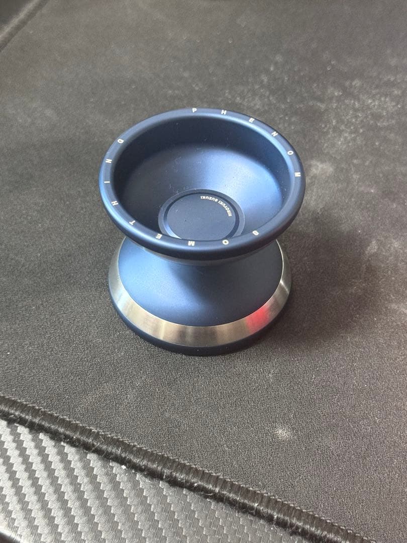 sOMEThING フェノム　美品